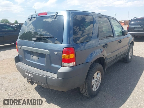 2006 Ford Escape XLT with VIN 1FMYU93166KA11593, listed as a IAAI auction lot 42547931 with 176,273 mi miles and . Bid and sale history available at DreamBid. Image 4.