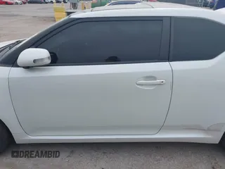 2016 Scion tC with VIN JTKJF5C75GJ016412, listed as a IAAI auction lot 42068497 with 1 mi miles. Bid and sale history available at carsss.com. Image 14.