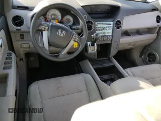 2010 Honda Pilot EX with VIN 5FNYF3H45AB002744, listed as a Copart auction lot 84673844 with 177,267 mi miles and Salvage Title. Bid and sale history available at carsss.com. Image 8.