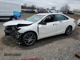 2015 Toyota Camry XLE with VIN 4T1BF1FK9FU956418, listed as a Copart auction lot 50915785 with 127,663 mi miles and Salvage Title. Bid and sale history available at carsss.com. Image 1.