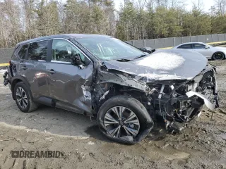 2022 Nissan Rogue SV with VIN 5N1BT3BB2NC688679, listed as a Copart auction lot 42315665 with Not Provided miles and Salvage Title. Bid and sale history available at DreamBid. Image 4.