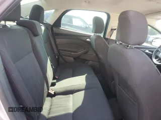 2015 Ford Focus SE with VIN 1FADP3F2XFL321208, listed as a Copart auction lot 61413005 with 139,439 mi miles and Salvage title. Bid and sale history available at DreamBid. Image 10.