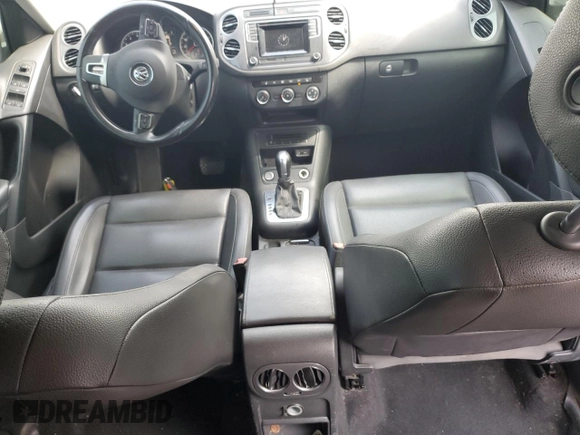 2016 Volkswagen Tiguan S with VIN WVGAV7AX9GW529699, listed as a Copart auction lot 62239475 with 119,075 mi miles and Clean title. Bid and sale history available at DreamBid. Image 8.