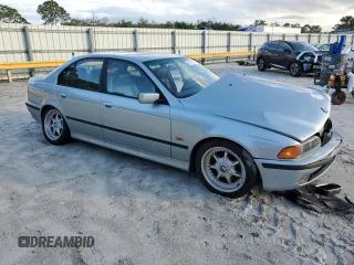 1998 BMW 5 Series 540i with VIN WBADE5327WBV93735, listed as a Copart auction lot 85789824 with 377,552 mi miles and Salvage Title. Bid and sale history available at carsss.com. Image 4.