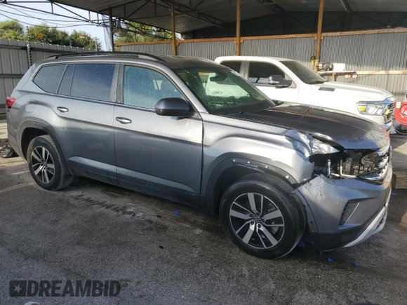2022 Volkswagen Atlas SE with VIN 1V2DP2CA4NC533230, listed as a Copart auction lot 73013684 with 46,484 mi miles and Clean title. Bid and sale history available at DreamBid. Image 4.
