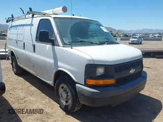 2015 Chevrolet Express Cargo with VIN 1GCWGFCF6F1261368, listed as a IAAI auction lot 42158324 with 196,406 mi miles. Bid and sale history available at carsss.com. Image 1.