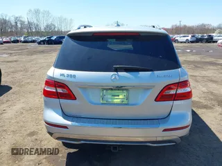 2014 Mercedes-Benz M 350 with VIN 4JGDA2EB9EA320466, listed as a IAAI auction lot 41994342 with 102,791 mi miles and . Bid and sale history available at DreamBid. Image 16.