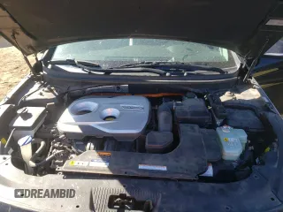 2016 Hyundai Sonata Hybrid Limited with VIN KMHE34L13GA026696, listed as a Copart auction lot 69354823 with 84,579 mi miles. Bid and sale history available at carsss.com. Image 11.