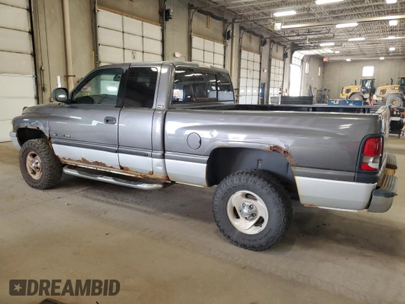 2001 Dodge 1500 with VIN 3B7HF13Z71M570626, listed as a Copart auction lot 55358355 with 203,464 mi miles and Clean Title. Bid and sale history available at carsss.com. Image 2.