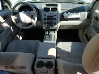 2012 Ford Escape XLT с VIN 1FMCU9DG0CKA93443, выставлен на аукционе Copart как лот 52761705 с пробегом 185 070 миль миль и Списание • Salvage title. История ставок и продаж доступна на DreamBid. Изображение 8.