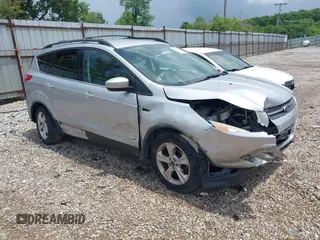2013 Ford Escape SE z VIN 1FMCU0GX0DUD66278, wystawiony jako IAAI lot #42452600 z przebiegiem 151 288 mil mil oraz . Historia ofert i sprzedaży dostępna na DreamBid. Obrazek 1.