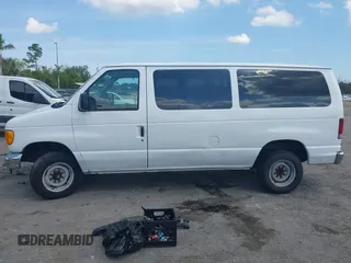 2006 Ford Econoline Passenger XL с VIN 1FBNE31L56HA16176, выставлен на аукционе IAAI как лот 41810908 с пробегом 300 850 миль миль и . История ставок и продаж доступна на DreamBid. Изображение 14.