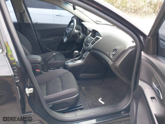 2014 Chevrolet Cruze ECO with VIN 1G1PH5SB1E7213677, listed as a IAAI auction lot 41205011 with 89,195 mi miles. Bid and sale history available at carsss.com. Image 5.