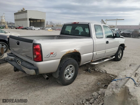 2004 Chevrolet Silverado 1500 LS with VIN 2GCEK19T841372716, listed as a Copart auction lot 46802905 with 175,579 mi miles and Salvage Title. Bid and sale history available at carsss.com. Image 3.