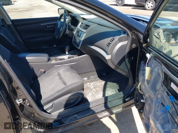 2017 Nissan Altima SV with VIN 1N4AL3AP6HC477699, listed as a IAAI auction lot 41818264 with 117,732 mi miles and . Bid and sale history available at DreamBid. Image 5.