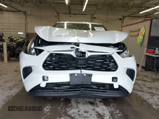 2020 Toyota Highlander L z VIN 5TDCZRBH7LS023951, wystawiony jako IAAI lot #41558271 z przebiegiem 42 943 mil mil oraz . Historia ofert i sprzedaży dostępna na DreamBid. Obrazek 12.