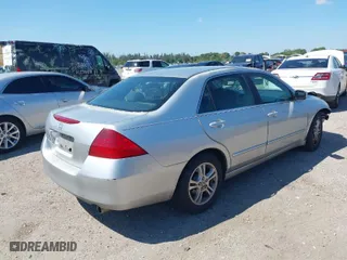 2006 Honda Accord Sdn LX SE with VIN 1HGCM563X6A170287, listed as a IAAI auction lot 41894748 with 247,077 mi miles. Bid and sale history available at carsss.com. Image 4.