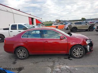 2006 Volkswagen Jetta Sedan 1.9L TDI with VIN 3VWDT81K66M844683, listed as a IAAI auction lot 41167615 with 119,131 mi miles. Bid and sale history available at carsss.com. Image 13.