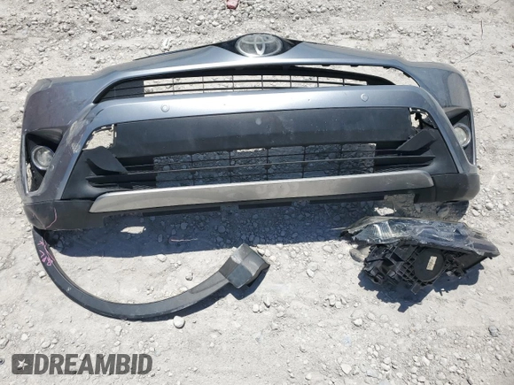 2018 Toyota RAV4 XLE with VIN 2T3WFREV7JW423768, listed as a Copart auction lot 61841875 with 111,991 mi miles and Salvage title. Bid and sale history available at DreamBid. Image 12.