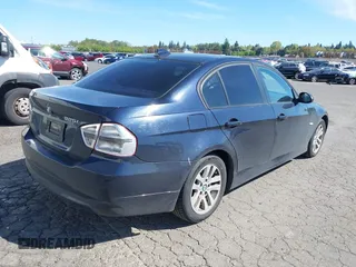 2006 BMW 3 Series 325i with VIN WBAVB135X6PT14717, listed as a IAAI auction lot 42077681 with 180,979 mi miles. Bid and sale history available at carsss.com. Image 4.