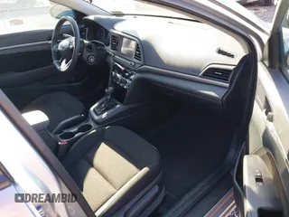 2020 Hyundai Elantra SEL z VIN 5NPD84LF6LH547993, wystawiony jako IAAI lot #41036804 z przebiegiem 72 360 mil mil oraz . Historia ofert i sprzedaży dostępna na DreamBid. Obrazek 5.