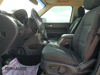 2019 Ford Flex SE z VIN 2FMGK5B88KBA37318, wystawiony jako Copart lot #57229405 z przebiegiem 34 109 mil mil oraz Szkoda całkowita • Salvage title. Historia ofert i sprzedaży dostępna na DreamBid. Obrazek 7.