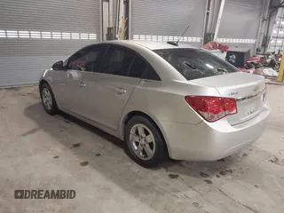 2015 Chevrolet Cruze LT with VIN 1G1PC5SB4F7132513, listed as a IAAI auction lot 41883088 with 131,185 mi miles and . Bid and sale history available at DreamBid. Image 3.