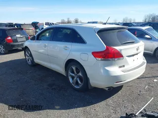 2010 Toyota Venza with VIN 4T3BK3BBXAU034589, listed as a IAAI auction lot 41709373 with 207,130 mi miles. Bid and sale history available at carsss.com. Image 3.