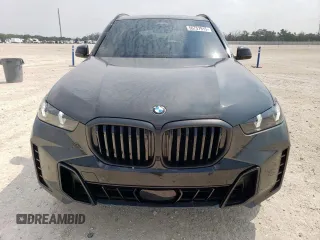 2025 BMW X5 xDrive40i z VIN 5UX23EU02S9Z67262, wystawiony jako Copart lot #56757915 z przebiegiem 2 538 mil mil oraz Szkoda całkowita • Salvage title. Historia ofert i sprzedaży dostępna na DreamBid. Obrazek 5.