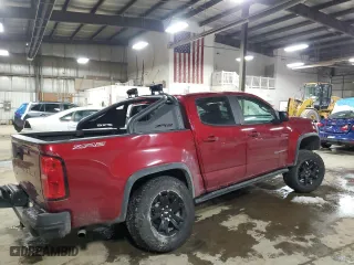 2021 Chevrolet Colorado 4WD ZR2 with VIN 1GCGTEEN1M1112569, listed as a Copart auction lot 45168895 with 70,775 mi miles and Salvage Title. Bid and sale history available at carsss.com. Image 3.