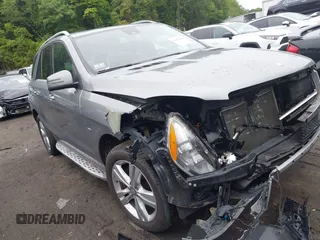 2012 Mercedes-Benz M 350 with VIN 4JGDA5HB9CA013177, listed as a IAAI auction lot 42465229 with 127,335 mi miles and . Bid and sale history available at DreamBid. Image 1.