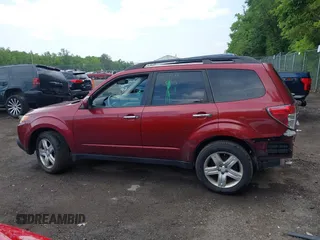 2010 Subaru Forester X Premium with VIN JF2SH6CC4AH789557, listed as a IAAI auction lot 42581203 with 176,350 mi miles and . Bid and sale history available at DreamBid. Image 14.