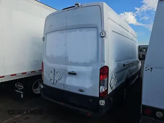 2015 Ford Transit z VIN 1FTCR3XV7FKA20765, wystawiony jako IAAI lot #42713692 z przebiegiem 280 464 mil mil oraz . Historia ofert i sprzedaży dostępna na DreamBid. Obrazek 9.