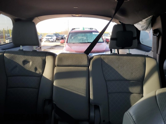 2019 Honda Passport EX-L with VIN 5FNYF7H56KB003404, listed as a Copart auction lot 53935625 with 66,890 mi miles and Salvage title. Bid and sale history available at DreamBid. Image 10.