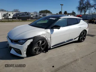 2023 Kia EV6 GT-Line z VIN KNDC4DLC8P5115148, wystawiony jako Copart lot #46272285 z przebiegiem 22 803 mil mil oraz Szkoda całkowita • Salvage title. Historia ofert i sprzedaży dostępna na DreamBid. Obrazek 1.