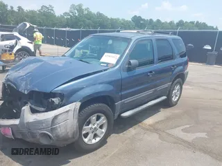 2006 Ford Escape XLT z VIN 1FMCU93156KB10612, wystawiony jako IAAI lot #42583417 z przebiegiem 133 615 mil mil oraz . Historia ofert i sprzedaży dostępna na DreamBid. Obrazek 17.