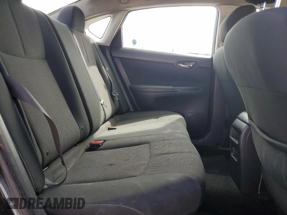 2018 Nissan Sentra S z VIN 3N1AB7AP1JY241045, wystawiony jako Copart lot #48457365 z przebiegiem 137 867 mil mil oraz Szkoda całkowita • Salvage title. Historia ofert i sprzedaży dostępna na DreamBid. Obrazek 10.