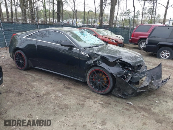 2012 Cadillac CTS z VIN 1G6DA1E33C0105436, wystawiony jako IAAI lot #41961642 z przebiegiem 114 383 mil mil oraz . Historia ofert i sprzedaży dostępna na DreamBid. Obrazek 1.
