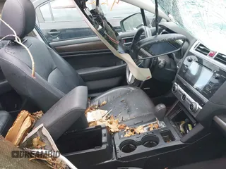 2015 Subaru Legacy Limited с VIN 4S3BNAN68F3053789, выставлен на аукционе IAAI как лот 42641017 с пробегом 88 234 миль миль и . История ставок и продаж доступна на DreamBid. Изображение 5.