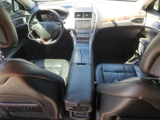 2013 Lincoln MKZ Hybrid z VIN 3LN6L2LU3DR826077, wystawiony jako Copart lot #56863185 z przebiegiem 146 645 mil mil oraz Szkoda całkowita • Salvage title. Historia ofert i sprzedaży dostępna na DreamBid. Obrazek 8.