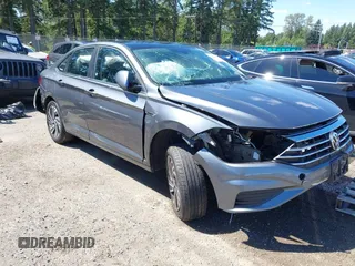 2021 Volkswagen Jetta SEL with VIN 3VWE57BU9MM098736, listed as a IAAI auction lot 42384031 with 28,070 mi miles and . Bid and sale history available at DreamBid. Image 1.