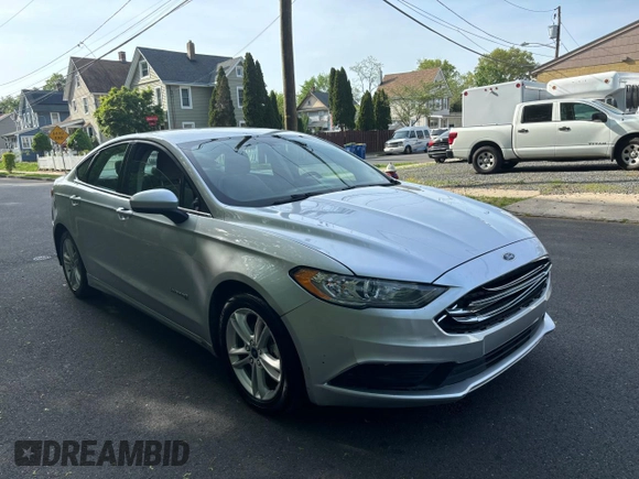 2018 Ford Fusion SE z VIN 3FA6P0LU9JR208728, wystawiony jako Copart lot #56345445 z przebiegiem 183 982 mil mil oraz Czysty tytuł • Clean title. Historia ofert i sprzedaży dostępna na DreamBid. Obrazek 1.