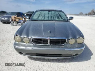 2004 Jaguar XJ 8 with VIN SAJWA71C84SG17802, listed as a Copart auction lot 76880914 with Not Provided miles and Non Repairable. Bid and sale history available at DreamBid. Image 5.