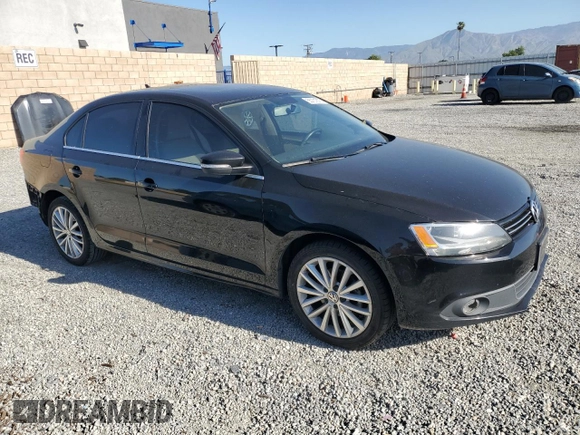 2012 Volkswagen Jetta SEL с VIN 3VWLP7AJ5CM411787, выставлен на аукционе Copart как лот 55701875 с пробегом 194 969 миль миль и Списание • Salvage title. История ставок и продаж доступна на DreamBid. Изображение 4.