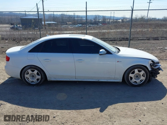 2012 Audi S4 Premium Plus z VIN WAUDGAFL2CA100391, wystawiony jako IAAI lot #41393737 z przebiegiem 133 125 mil mil oraz . Historia ofert i sprzedaży dostępna na DreamBid. Obrazek 14.
