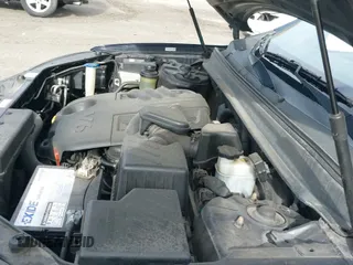 2009 Hyundai Santa Fe SE with VIN 5NMSH73EX9H298099, listed as a IAAI auction lot 43497095 with 187,012 mi miles and . Bid and sale history available at DreamBid. Image 12.