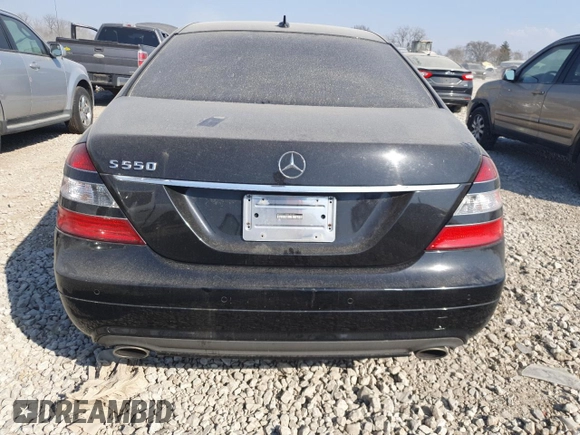 2008 Mercedes-Benz S 550 with VIN WDDNG71X88A197257, listed as a Copart auction lot 49098495 with 182,514 mi miles and Salvage Title. Bid and sale history available at DreamBid. Image 6.