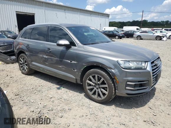 2017 Audi Q7 Prestige with VIN WA1VAAF75HD016562, listed as a Copart auction lot 62058235 with 63,419 mi miles and Salvage title. Bid and sale history available at DreamBid. Image 4.