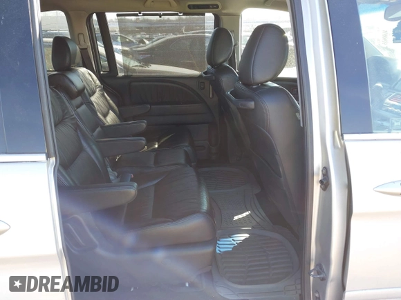 2008 Honda Odyssey Touring with VIN 5FNRL38888B005406, listed as a IAAI auction lot 41689635 with 164,340 mi miles. Bid and sale history available at carsss.com. Image 8.