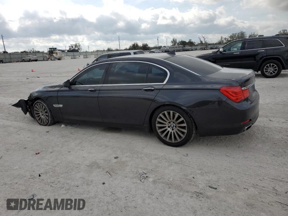 2009 BMW 7 Series 750Li with VIN WBAKB83509CY59929, listed as a Copart auction lot 45330245 with 117,156 mi miles and Salvage Title. Bid and sale history available at DreamBid. Image 2.